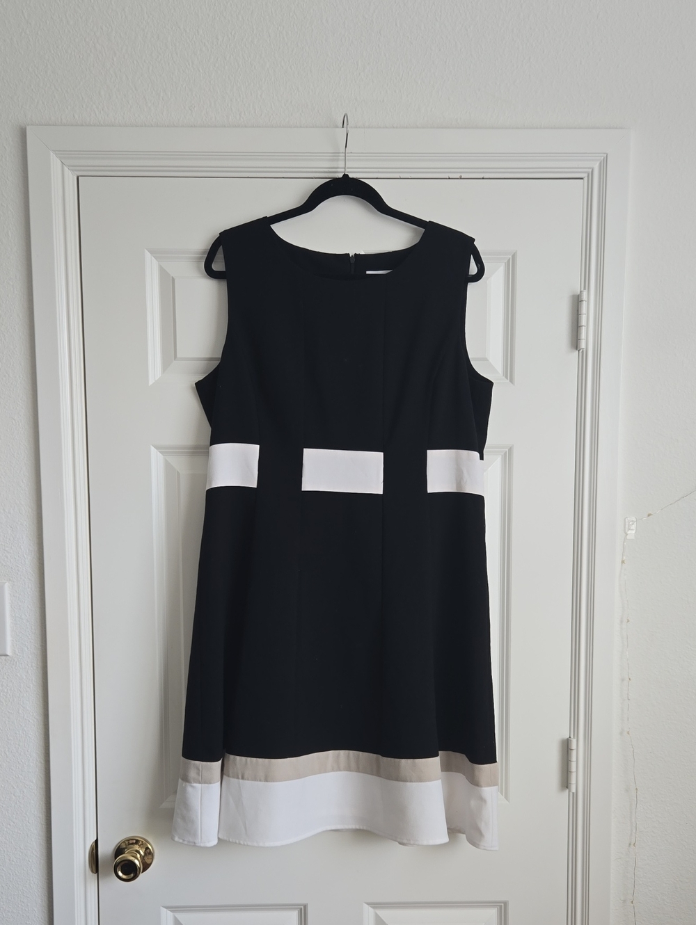 Calvin Klein Black Sleeveless A-Line Dress with White and Beige Bands